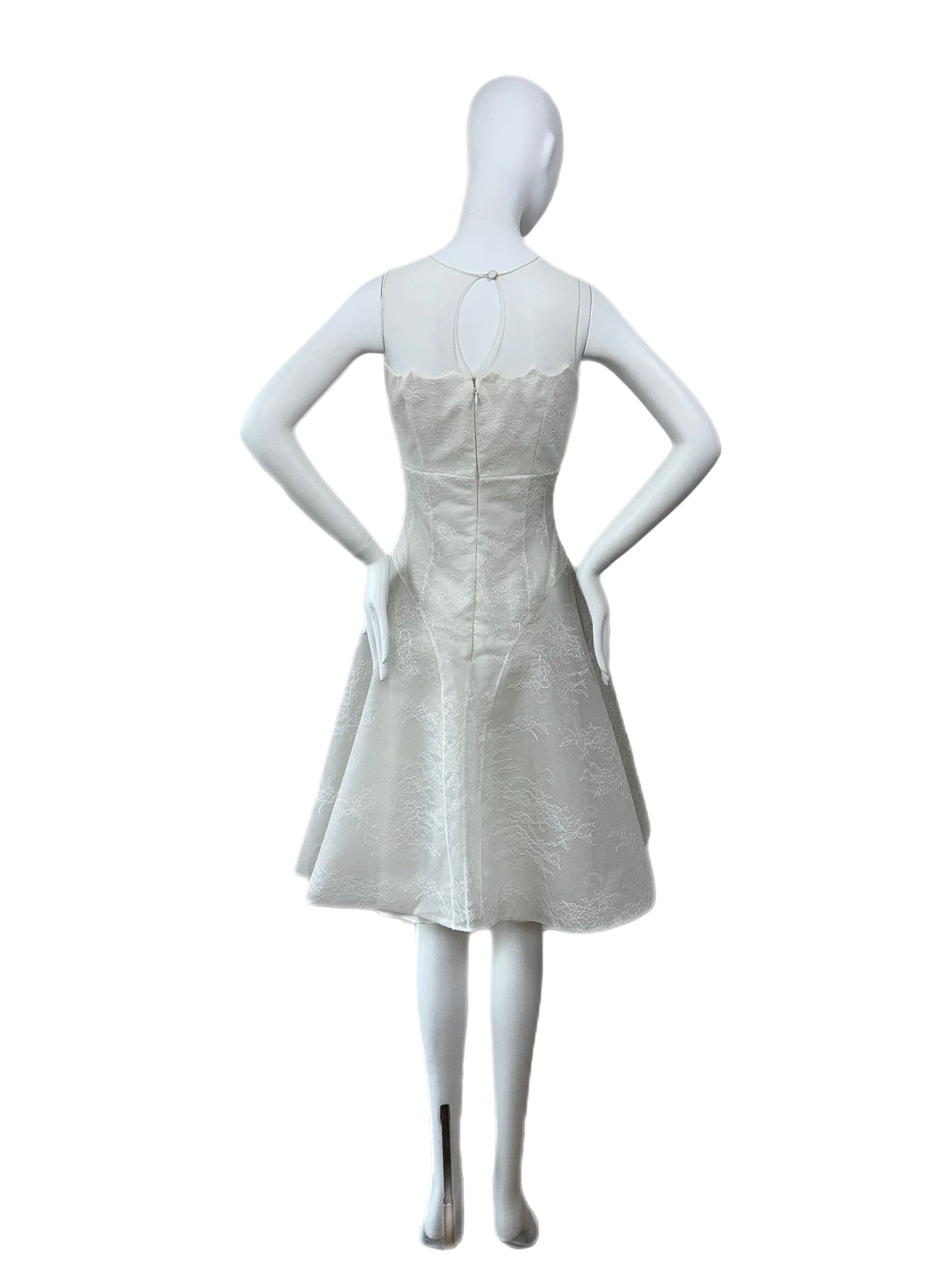 DAVID FIELDEN Sample White Lace Bridal Dress
