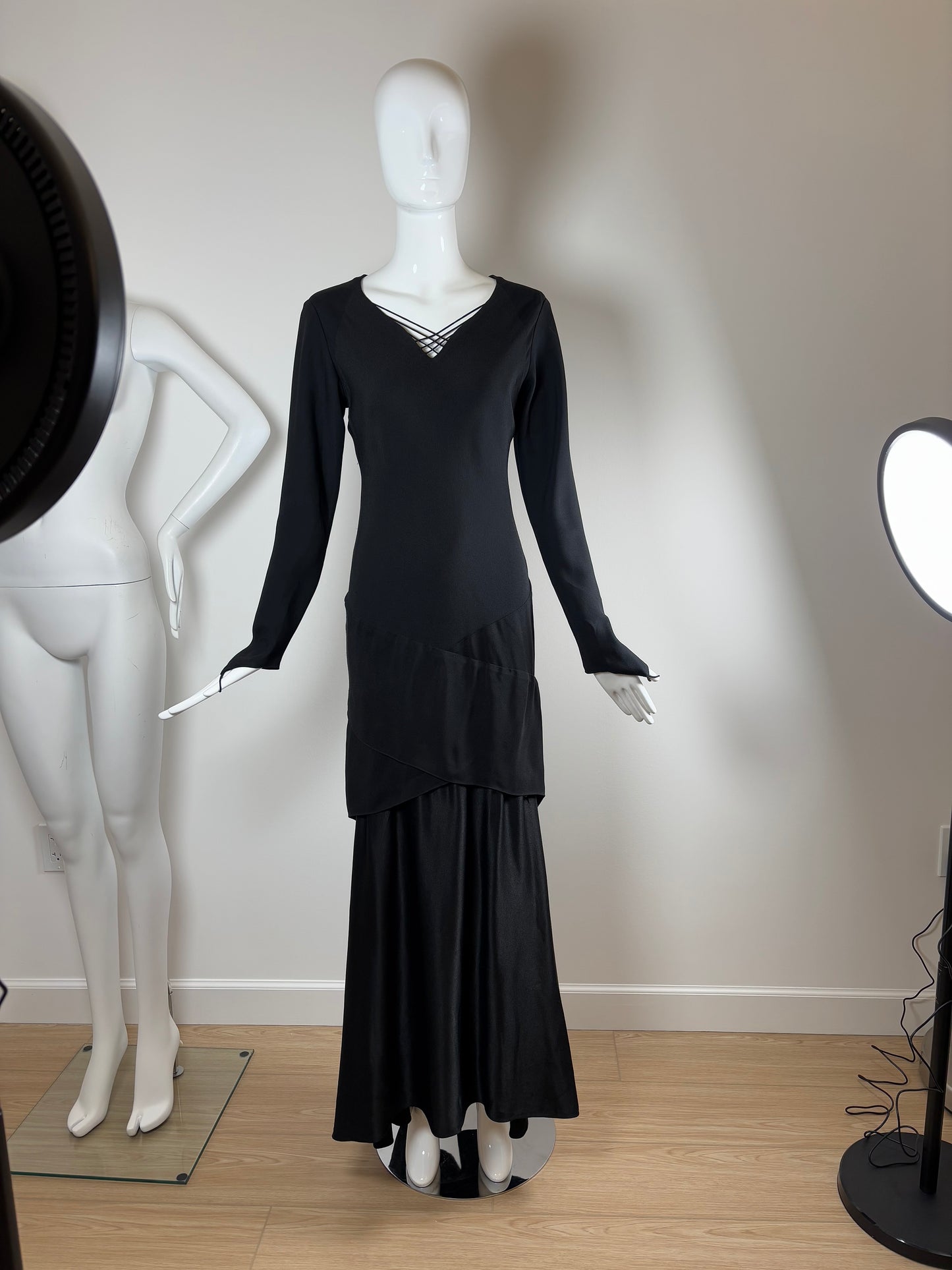 VERA WANG 90's Vintage Black Long Sleeve Evening Gown