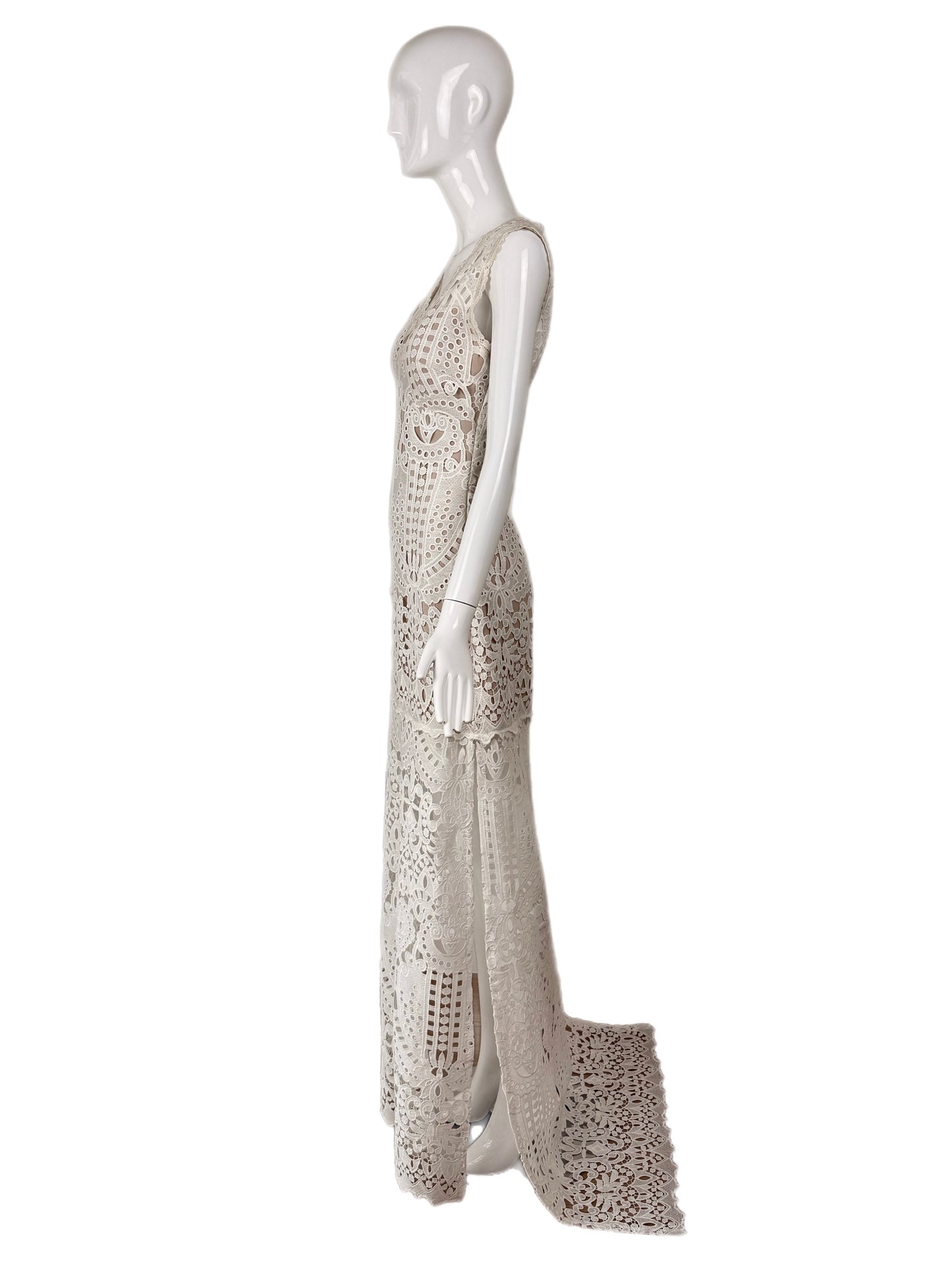 CLAIRE PETTIBONE 2016 Sample Wedding Gown