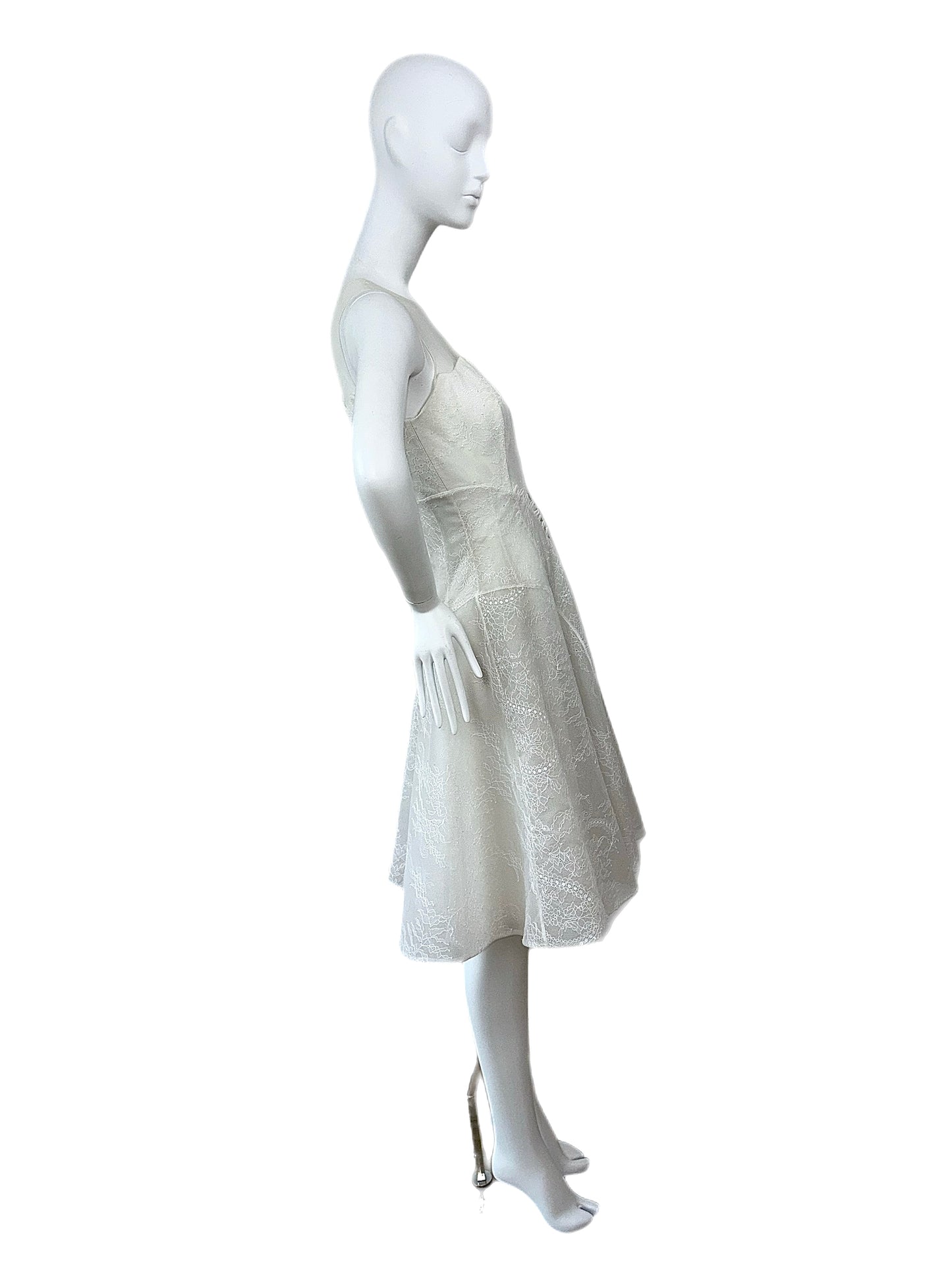 DAVID FIELDEN Sample White Lace Bridal Dress
