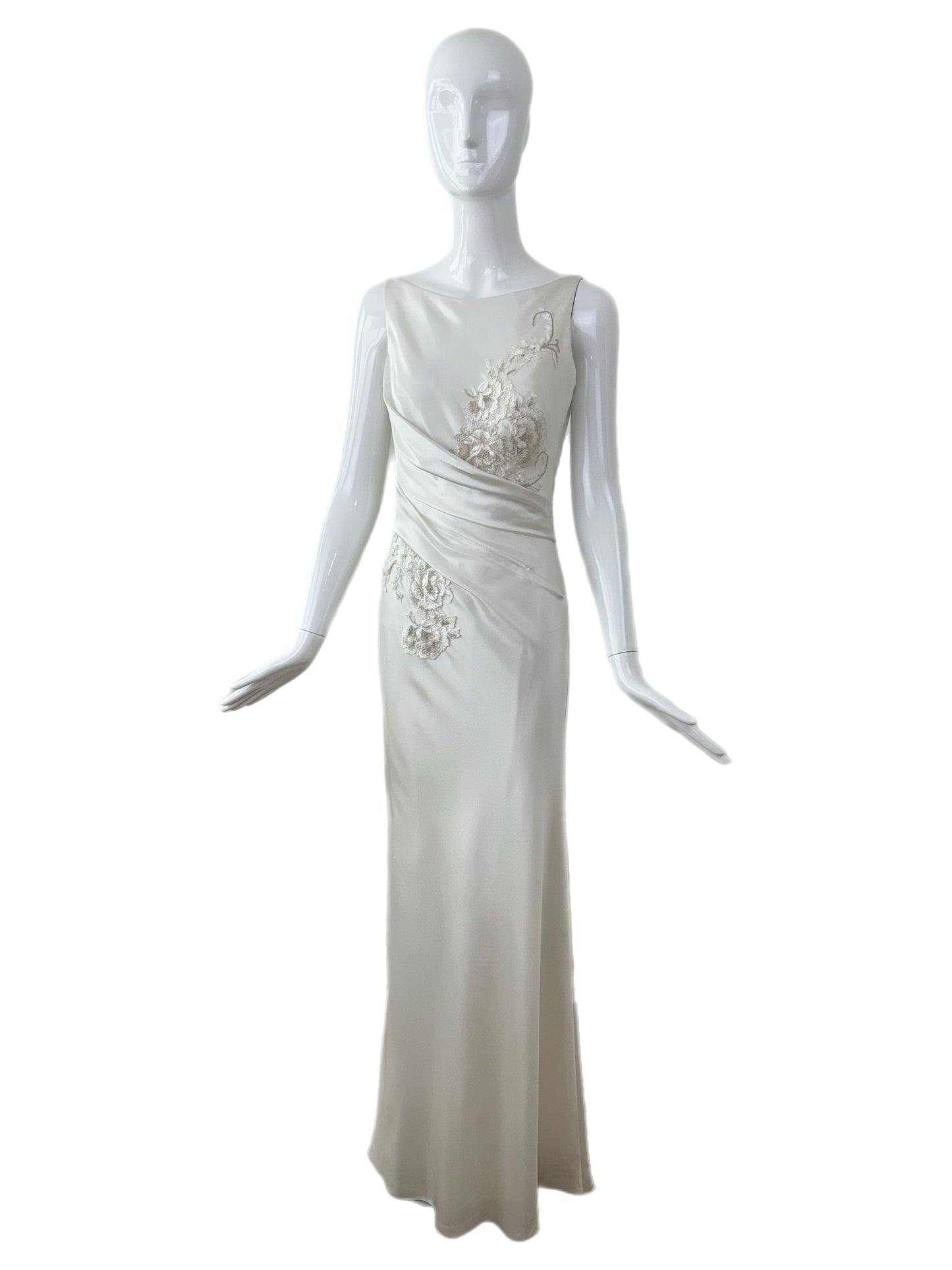 DAVID FIELDEN Soft White Floral Bridal Gown