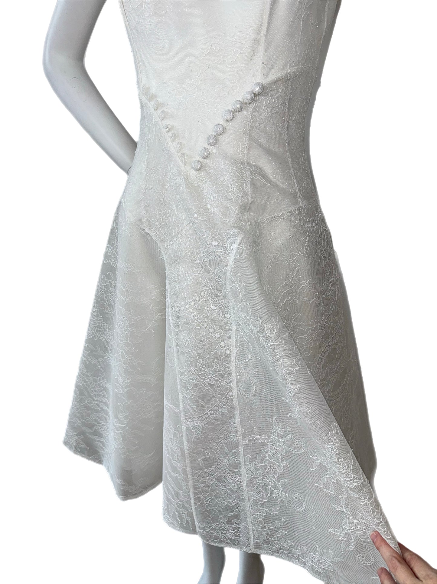 DAVID FIELDEN Sample White Lace Bridal Dress