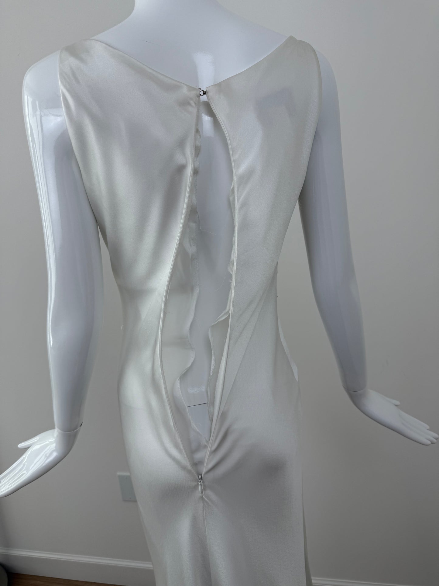 DAVID FIELDEN Soft White Floral Bridal Gown