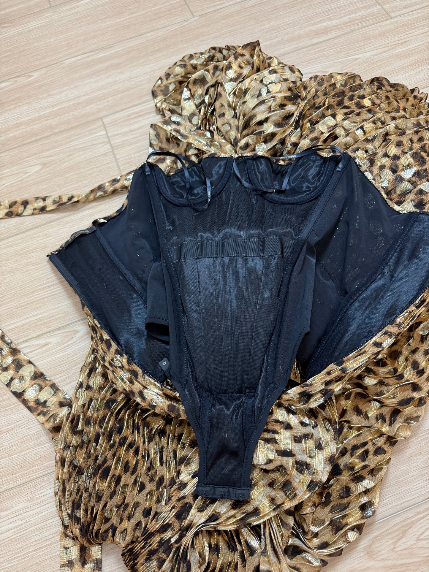 ROBERTO CAVALLI 2005 Vintage Runway Leopard Pleated Evening Gown