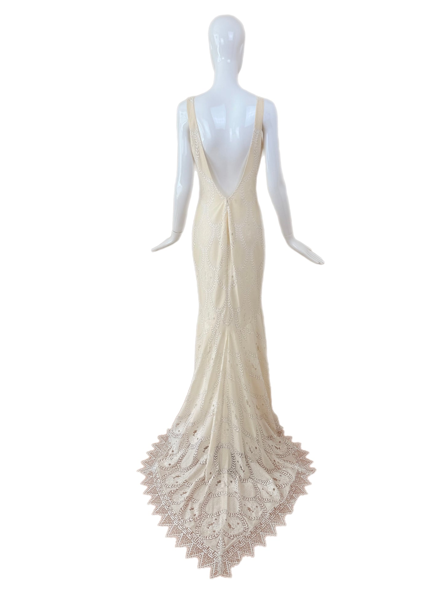 CLAIRE PETTIBONE 2015 Vanilla Cream Lace Bridal Gown