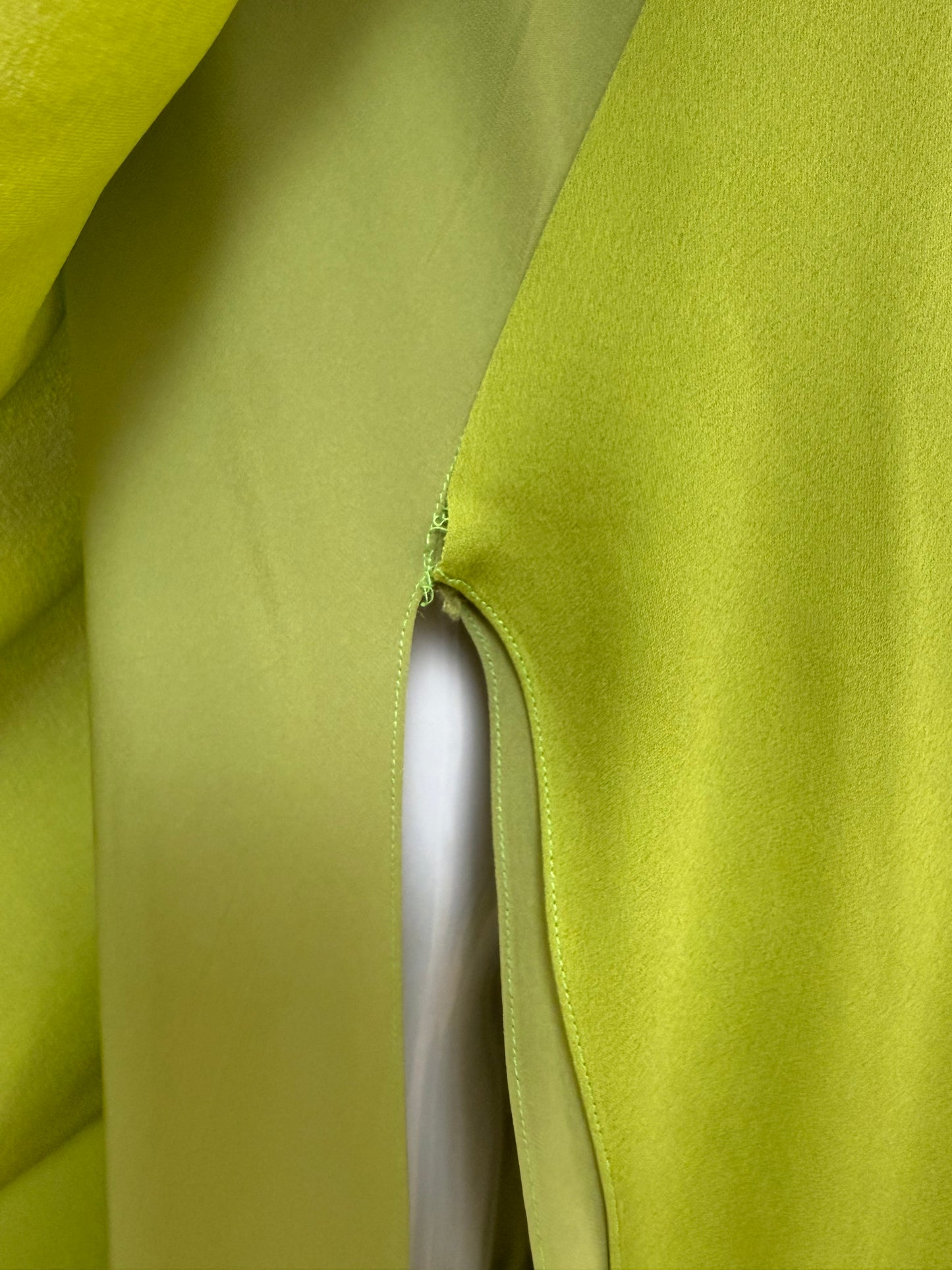 DANES Vintage Green Asymmetrical Backless Evening Gown