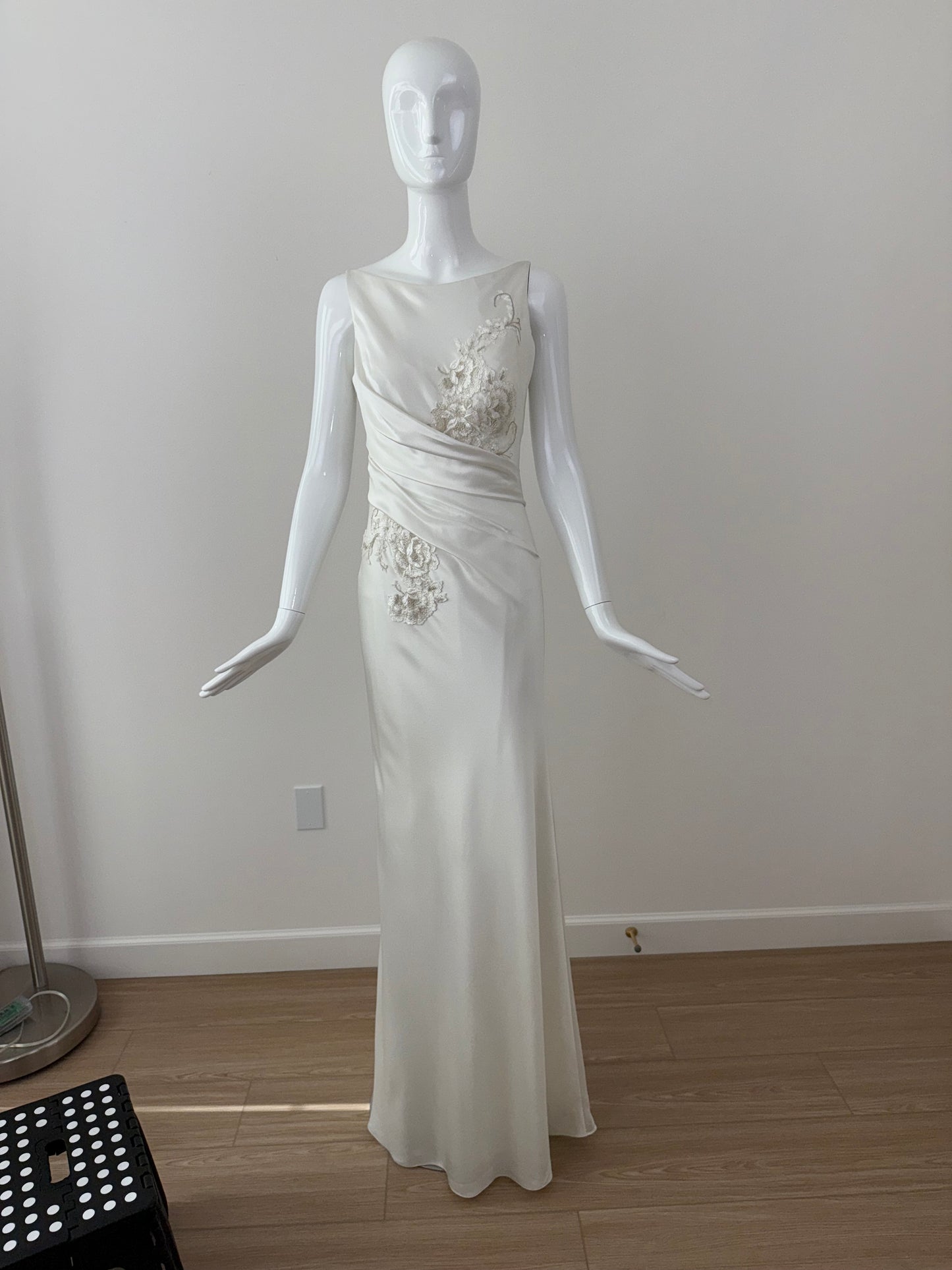 DAVID FIELDEN Soft White Floral Bridal Gown