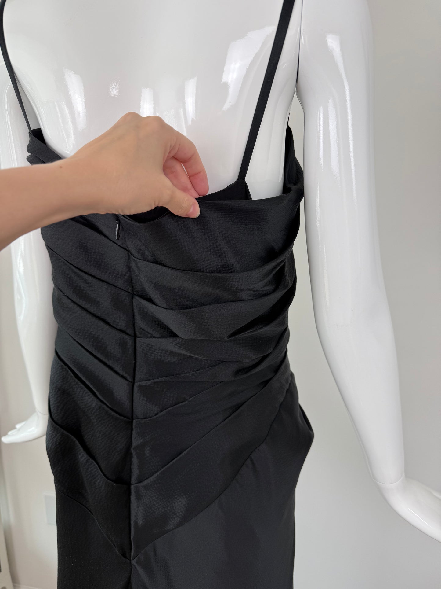 EMANUEL UNGARO 2007 Vintage Black Hammered Silk Evening Gown