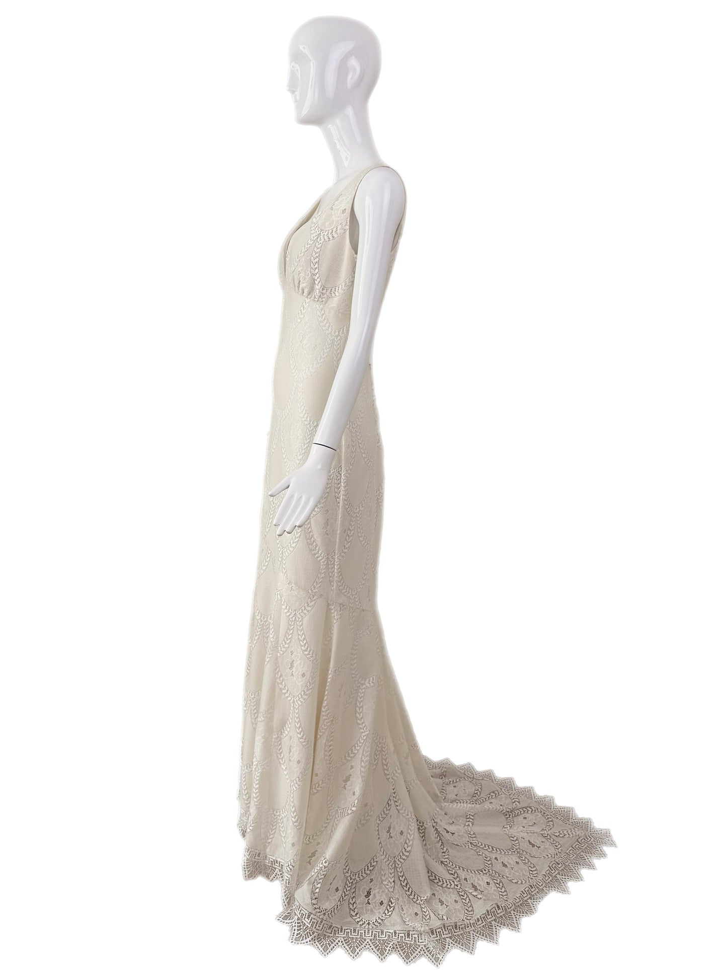 CLAIRE PETTIBONE 2015 Vanilla Cream Lace Bridal Gown
