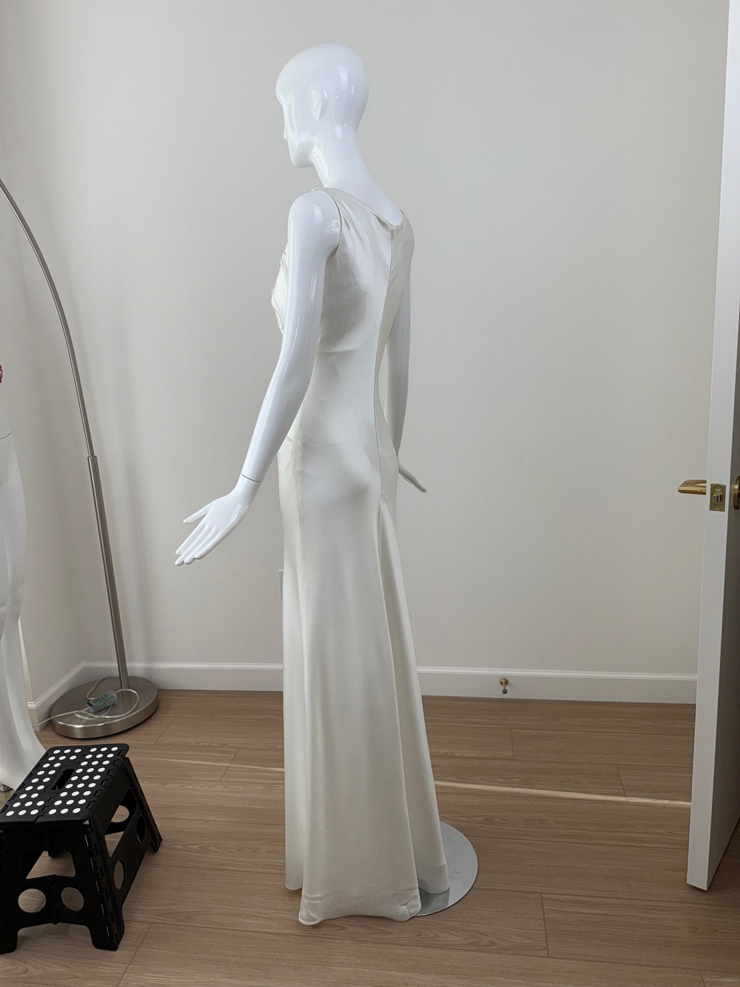 DAVID FIELDEN Soft White Floral Bridal Gown