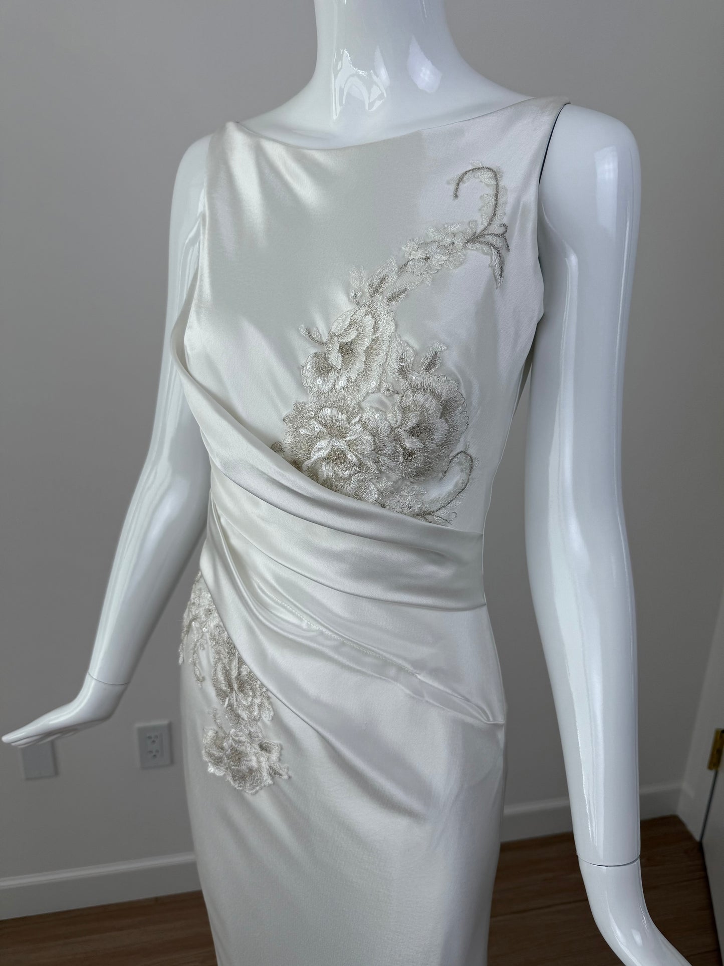 DAVID FIELDEN Soft White Floral Bridal Gown