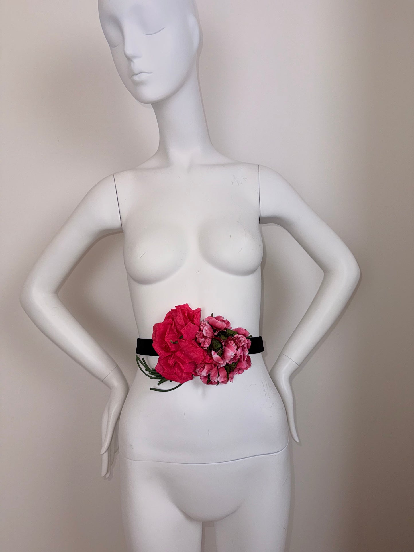 DOLCE & GABBANA Magenta Petal Pink Floral Belt