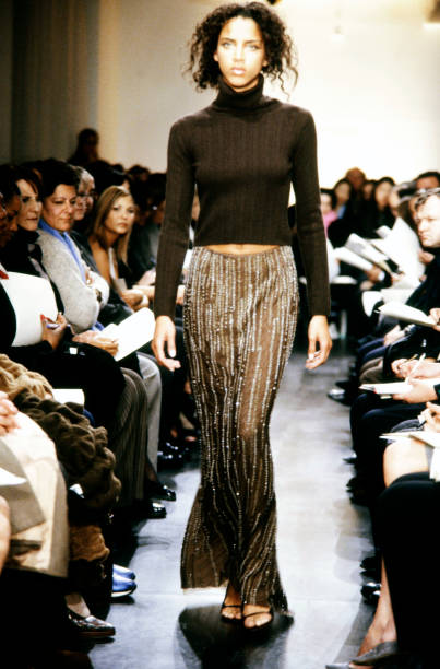 VERA WANG 1999 Vintage Iridescent Beaded & Sequin Column Evening Gown