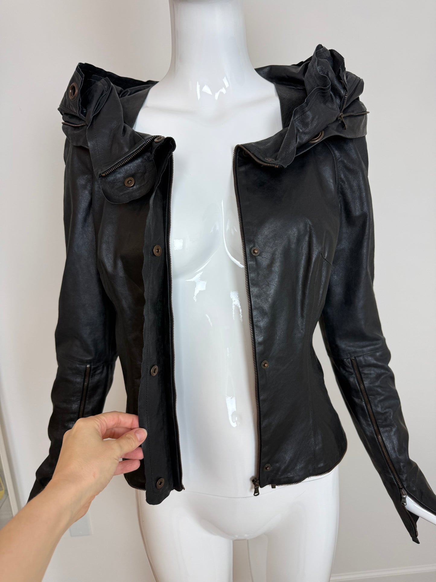 OLIVIER THEYSKENS 2001 Vintage Runway Short Black Leather Jacket