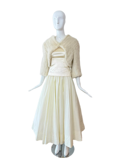 LES HABITUDES 90's Vintage Ivory Voluminous Long Skirt