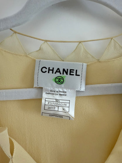 CHANEL 2003 Vintage Silk Vanilla Blouse w. Leather Camilla