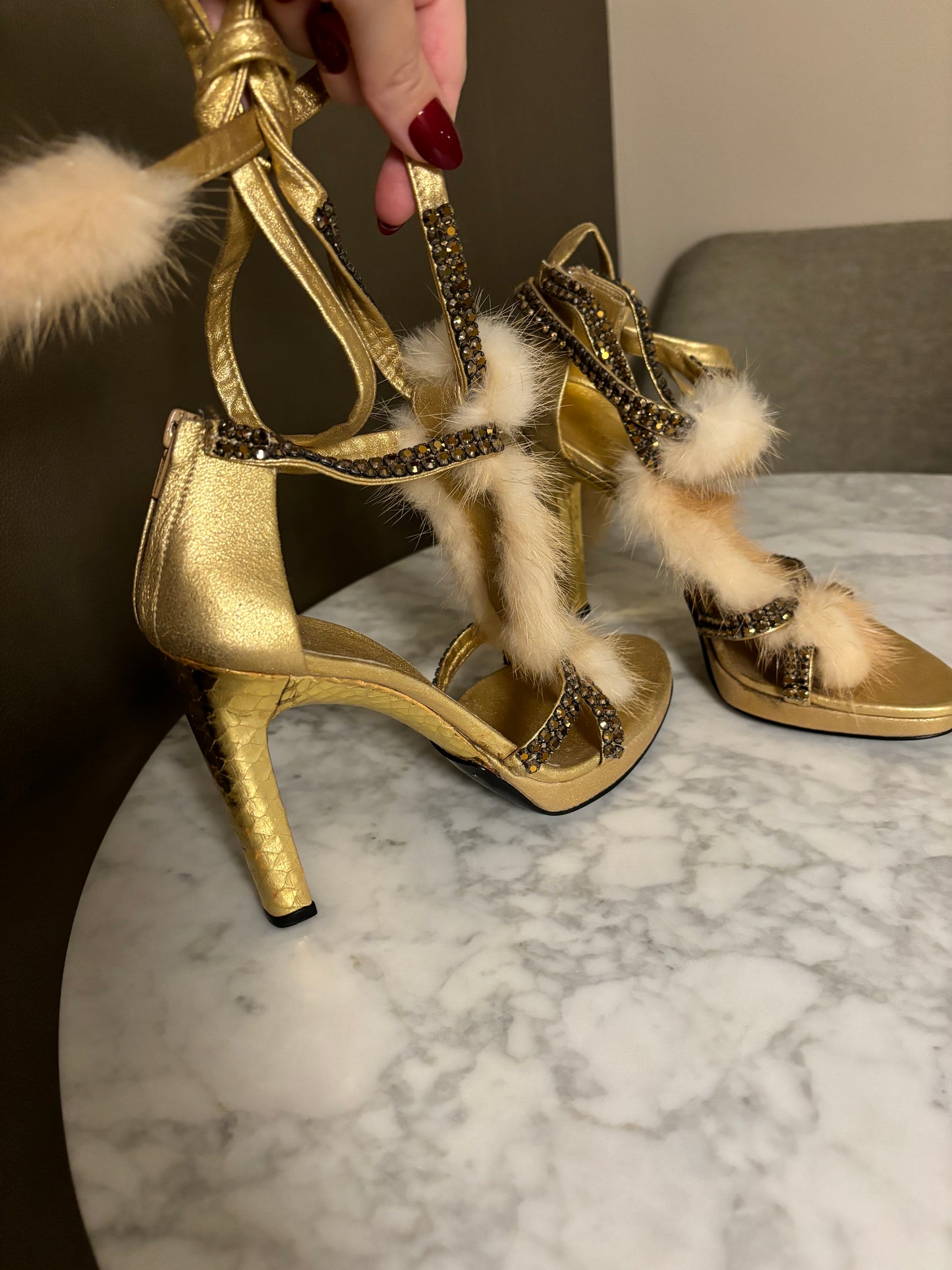 GUCCI by TOM FORD 2004 Vintage Runway Gold Mink Fur Sandals