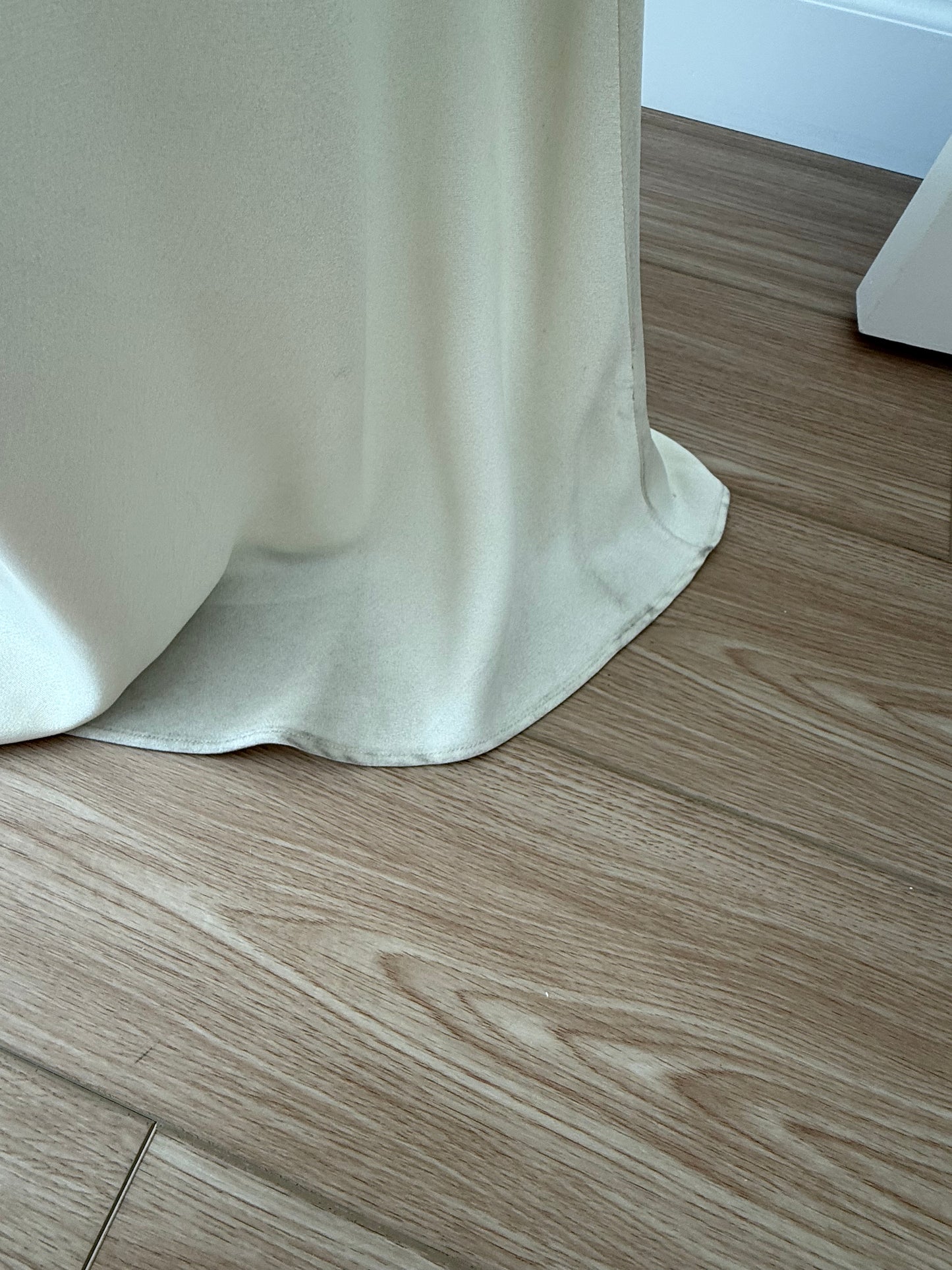 LES HABITUDES 90's Vintage Silk Backless Evening Gown