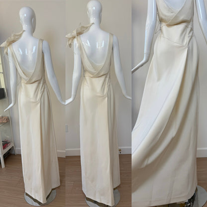 ALBERTA FERRETTI 1997 Vintage Ivory Silk Wedding Gown w. Flower