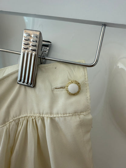 LES HABITUDES 90's Vintage Ivory Voluminous Long Skirt