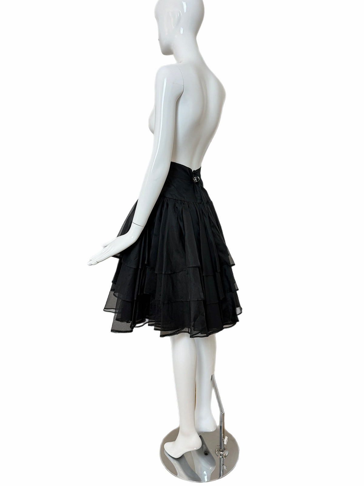 EAVIS & BROWN 80's/90's Vintage Black Silk Tiered Knee Length Skirt