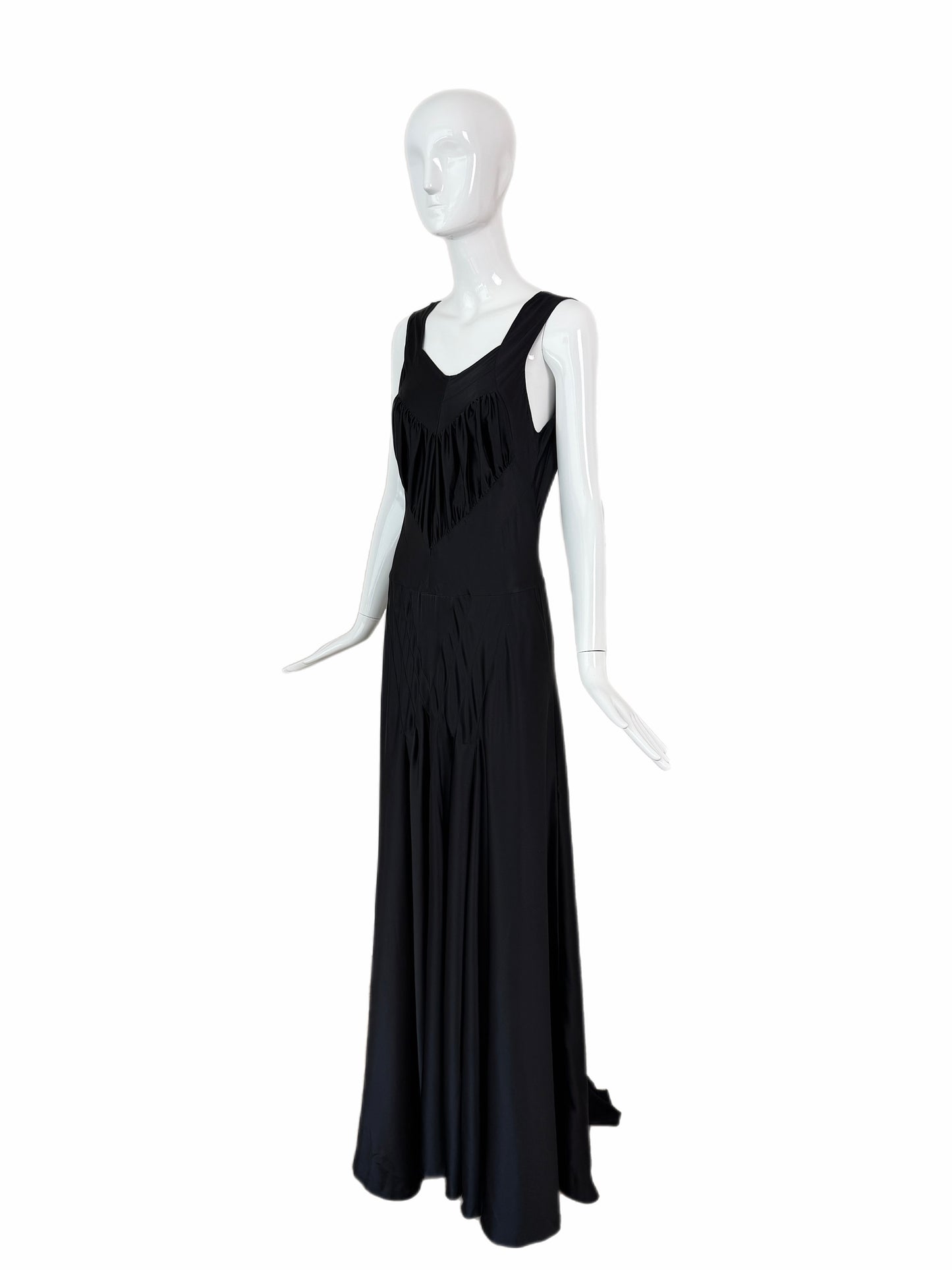 VERA WANG c. 2012 Liquid Silk Ruched Black Backless Evening Gown