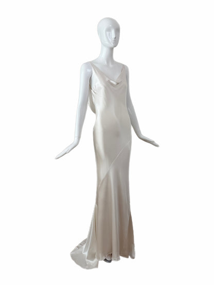 LES HABITUDES 90's Vintage Soft White Liquid Satin Bridal Gown w. Lace Detail