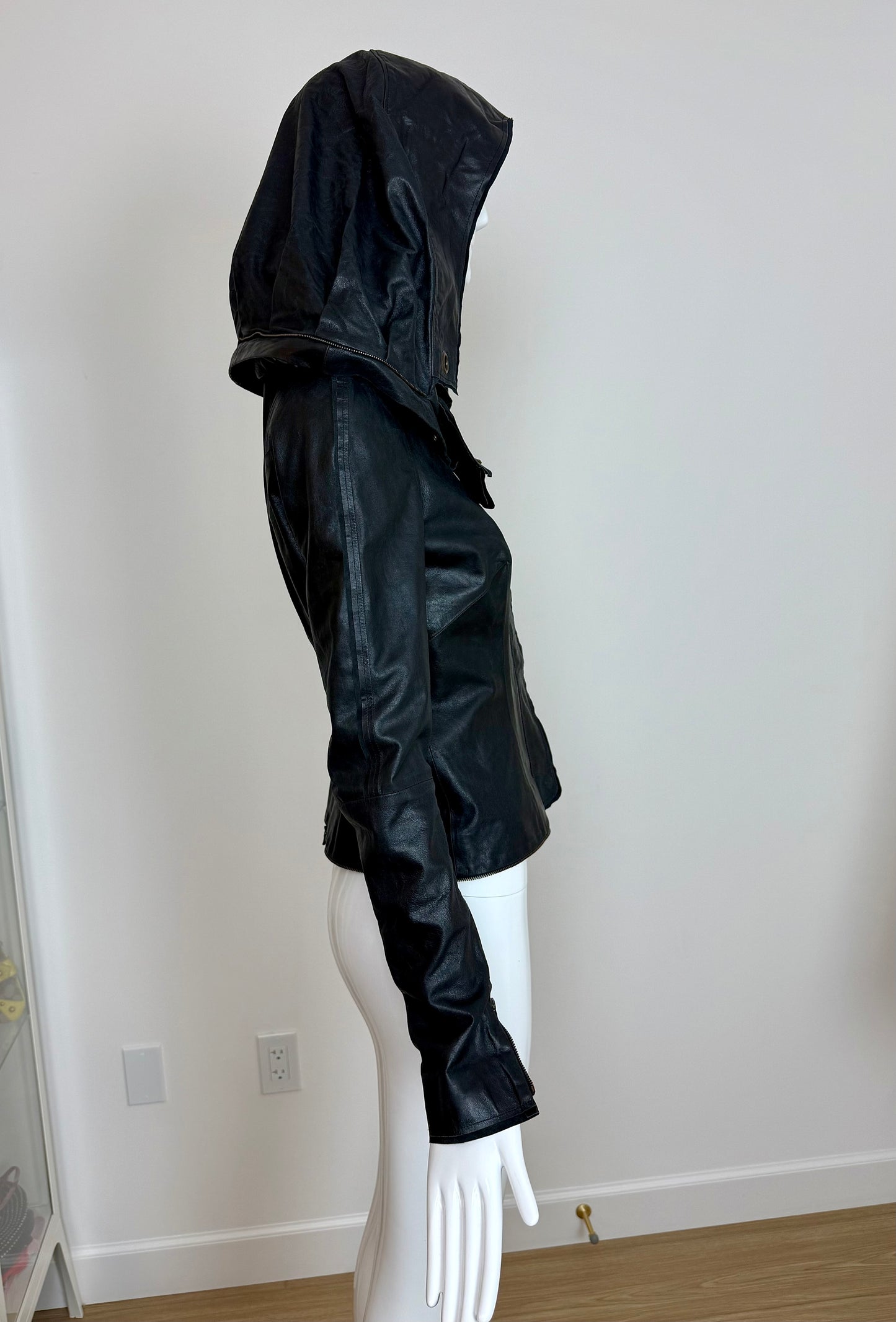 OLIVIER THEYSKENS 2001 Vintage Runway Short Black Leather Jacket
