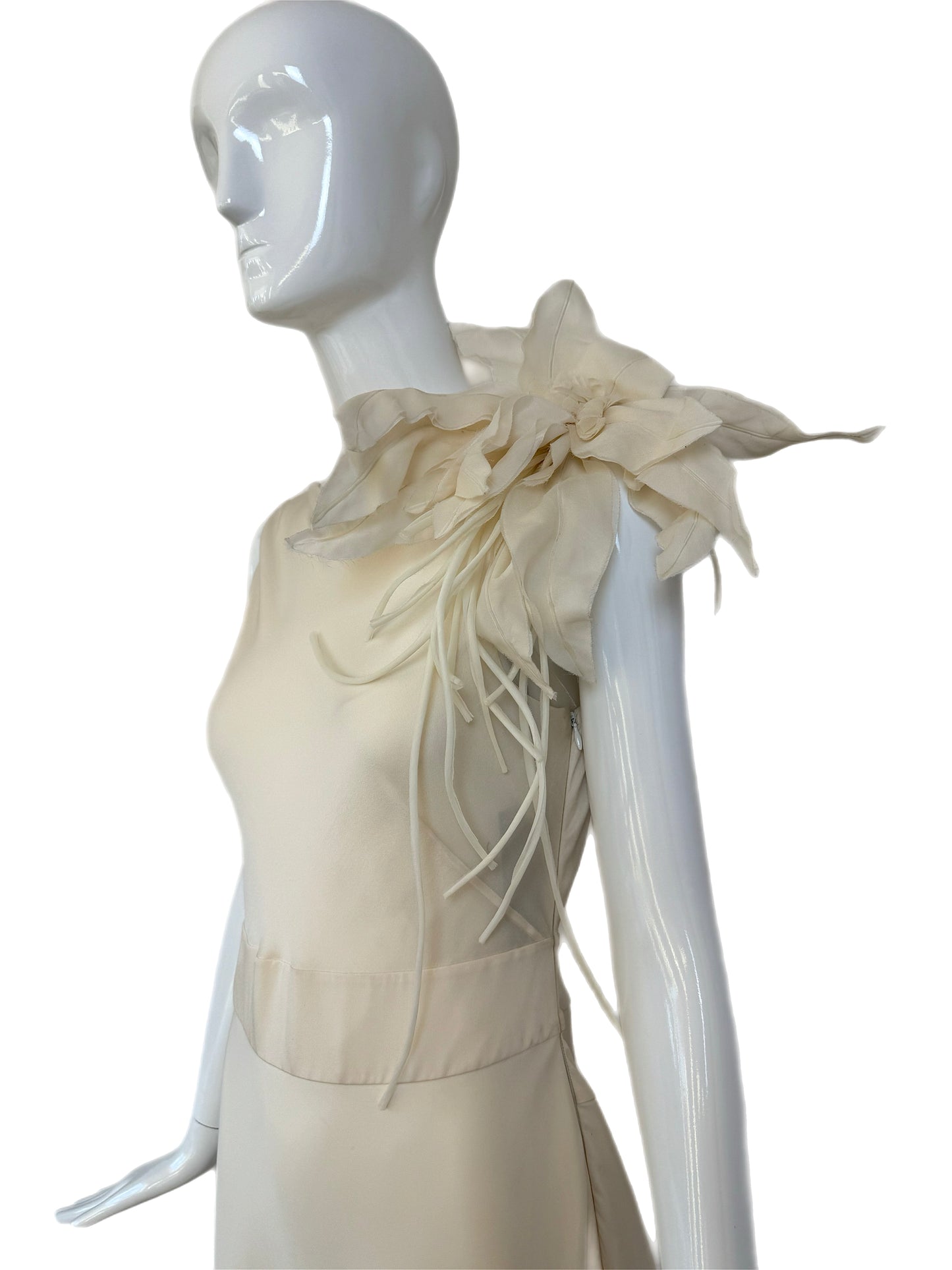 ALBERTA FERRETTI 1997 Vintage Ivory Silk Wedding Gown w. Flower