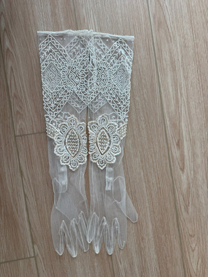 LES HABITUDES 90's Vintage Couture Hand-Beaded w. Pearls Silk Bridal Gown w. Gloves