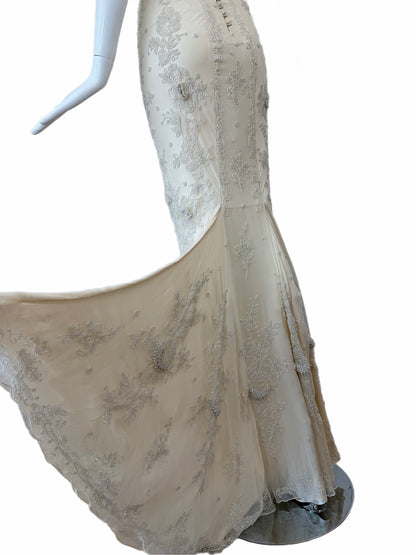 LES HABITUDES 90's Vintage Couture Vanilla Cream Beaded Silk Wedding Gown w. Shawl