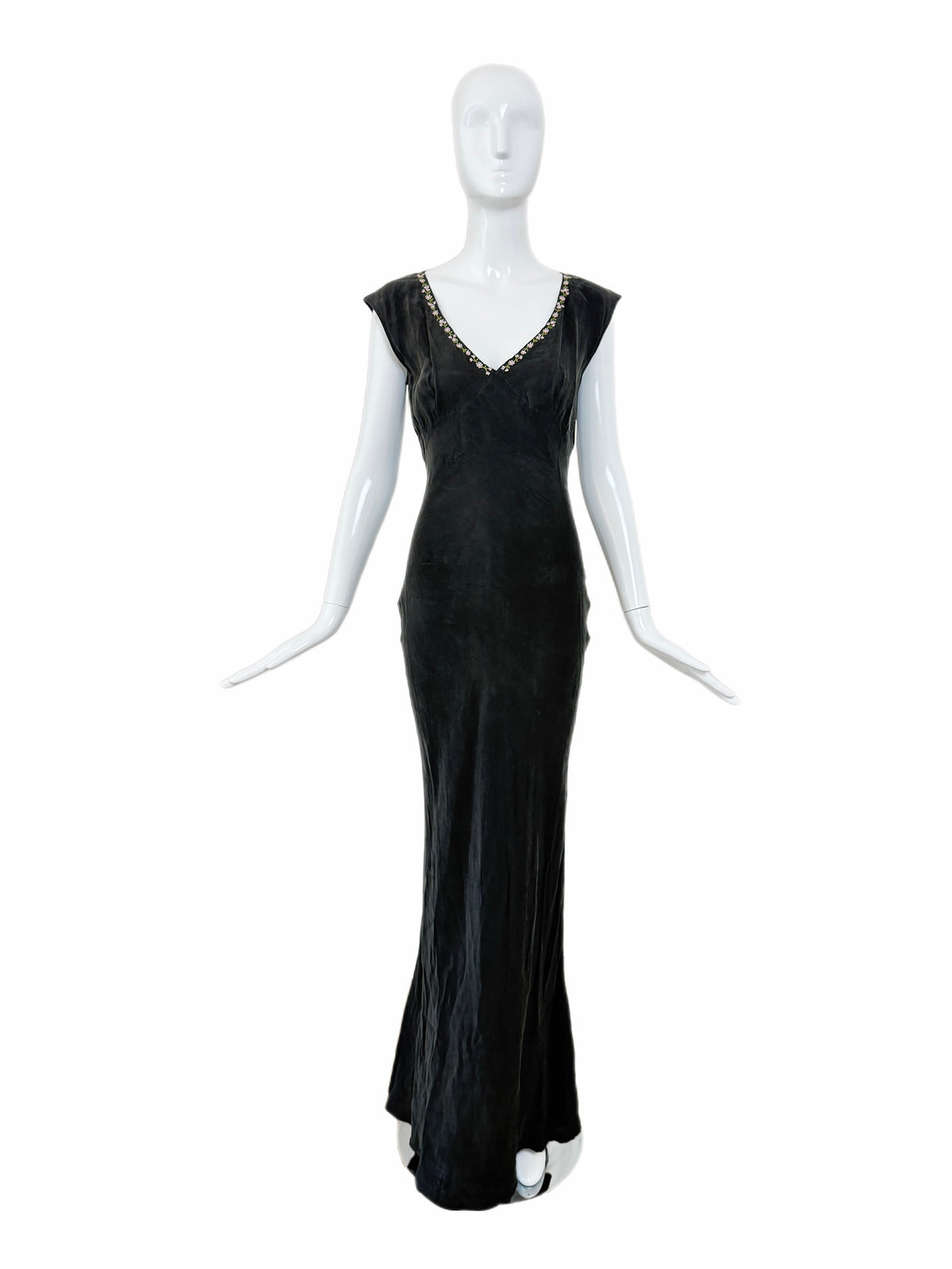 LES HABITUDES 90's Vintage Jet Black Floral Neckline Slip Gown