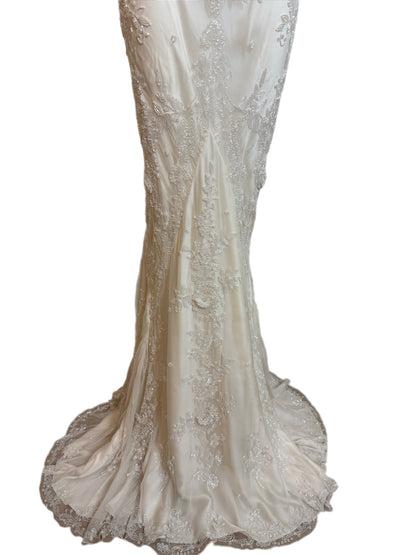 LES HABITUDES 90's Vintage Couture Ivory Beaded Silk Wedding Gown w. Shawl