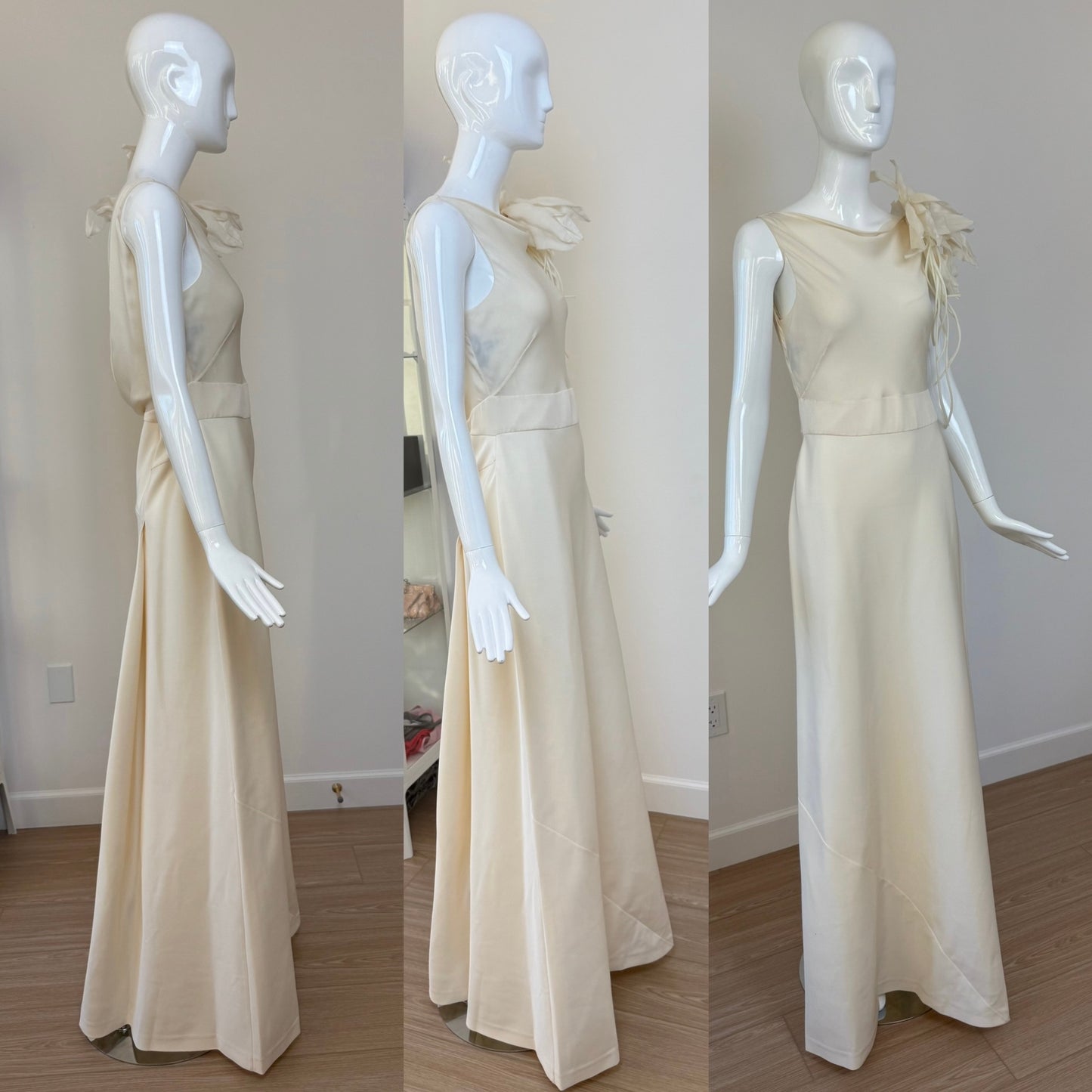 ALBERTA FERRETTI 1997 Vintage Ivory Silk Wedding Gown w. Flower