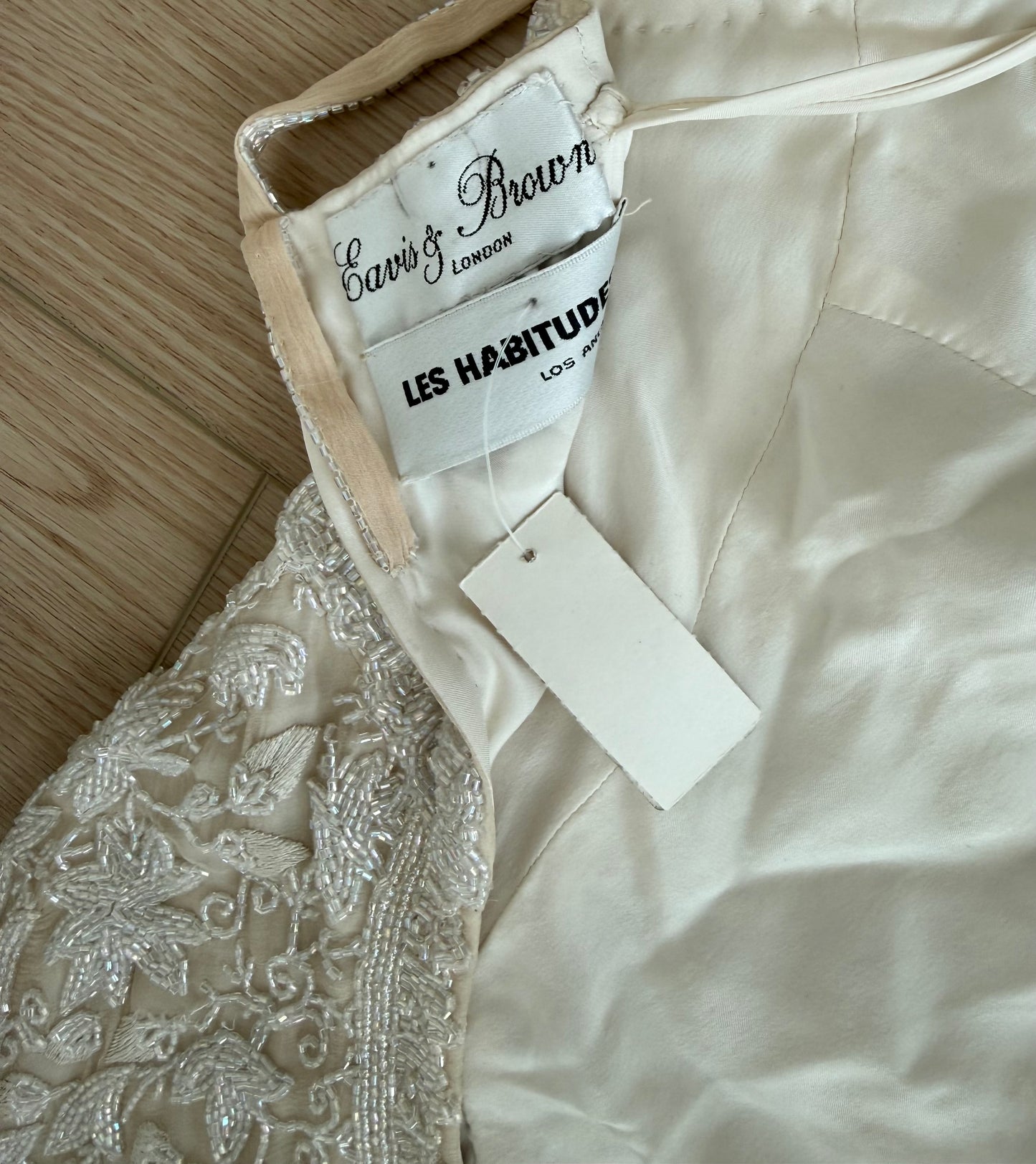 LES HABITUDES 90's Vintage Couture Hand-Beaded w. Pearls Silk Bridal Gown w. Gloves